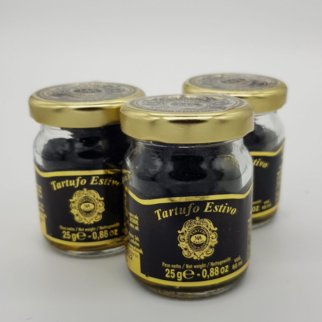 hele-Zwarte-truffel-tartufo-estivo hele Zwarte truffel tartufo estivo uit Le Marche Italie
