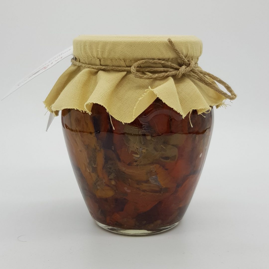 Zongedroogde-tomaten-op-olie-uit-de-Salerno-Campania Zongedroogde tomaten op olie uit de Salerno Campania