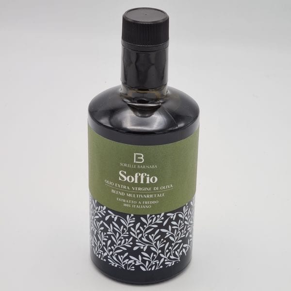 Olijfolie extra vergine uit puglia mooie zachte smaak
