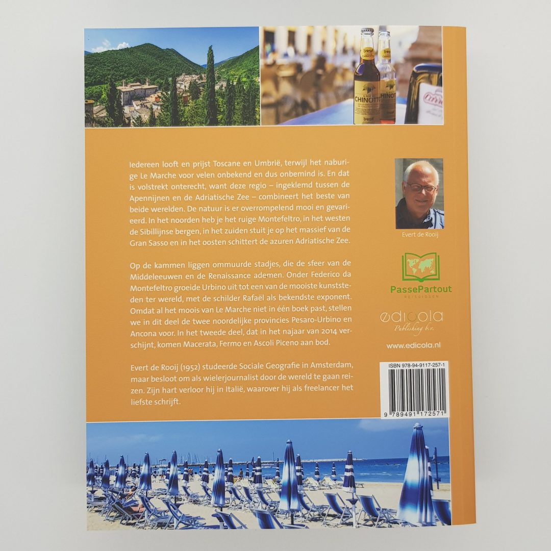 Het-Zuiden-van-Le-Marche-reisboek-1 Het Zuiden van Le Marche reisboek 1