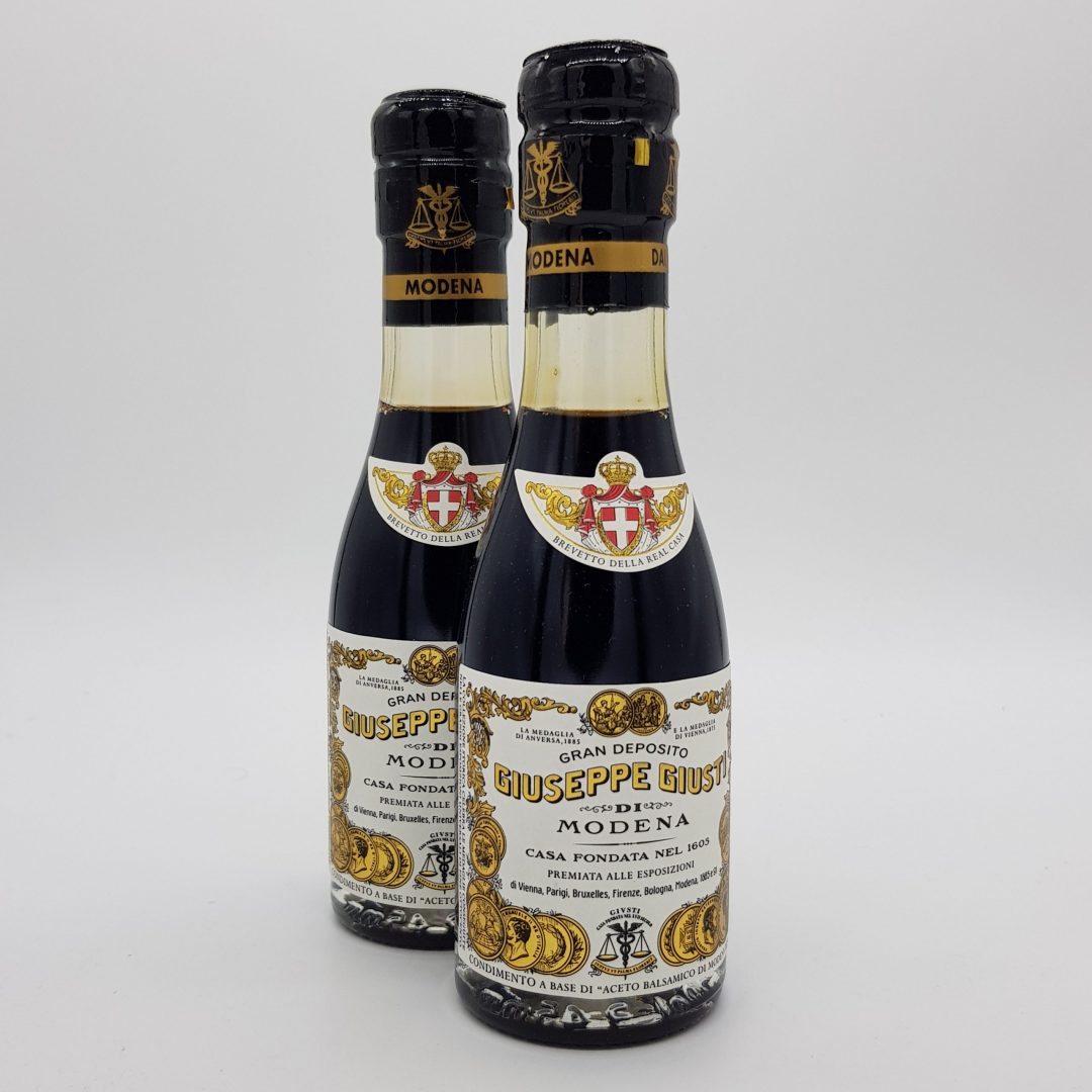Balsamico-di-Modena-van-Giuseppe-Giusti-2-gouden-medailles-1 Balsamico di Modena van Giuseppe Giusti 2 gouden medailles 1