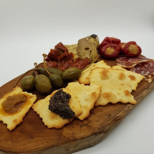 Antipasto pakket met Italiaanse producten