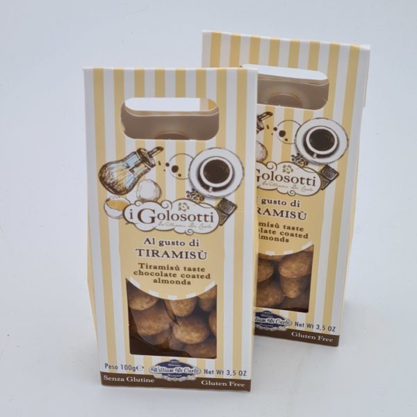 Italiaanse amandelsnoepjes met chocolade confetti al Tiramisu