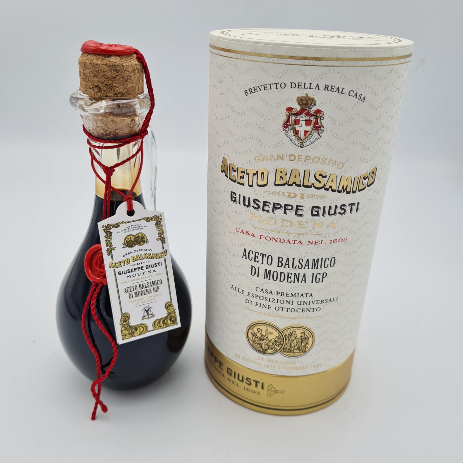Balsamico-2-munten-uit-Modena-in-cadeau-verpakking Balsamico 2 munten uit Modena in cadeau verpakking